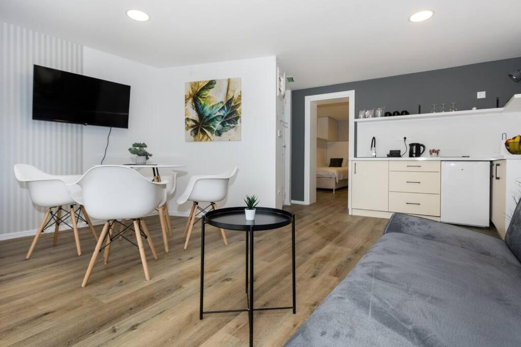 Royal Grey Apartment SJJ Buitenkant foto